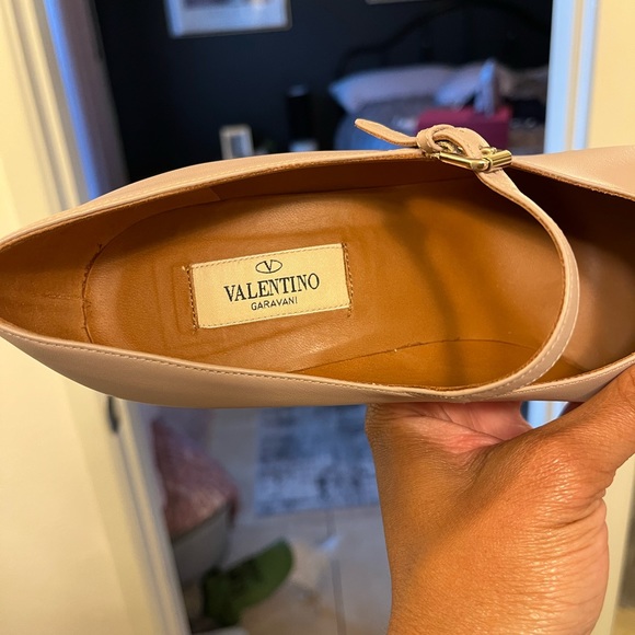 Valentino nude-pink leather Mary Janes are the ultimate do-it-all shoes. - Picture 2 of 5